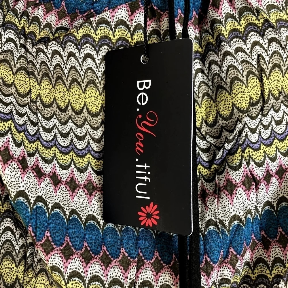 Be.You.Tiful Multi Color Strapless Romper Size Large - Picture 4 of 5